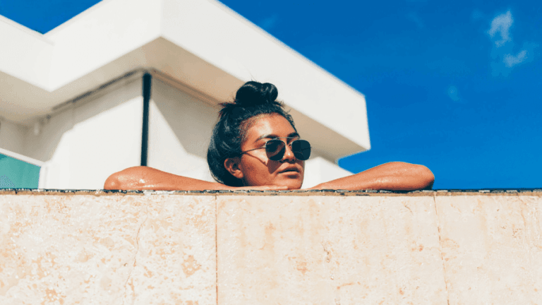 Why Self-Tanning Kits Are the Ultimate Glow-Up