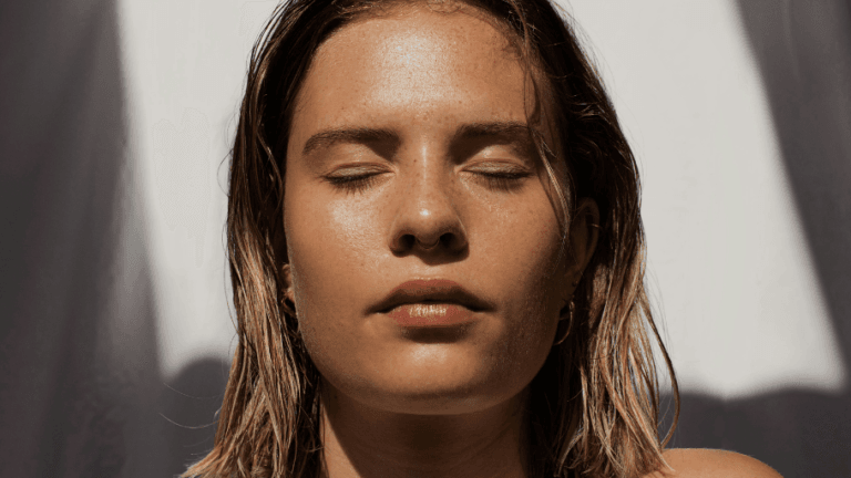 Saggy Neck Skin and Neck Fat: How a Neck Lift Can Restore a Youthful Look